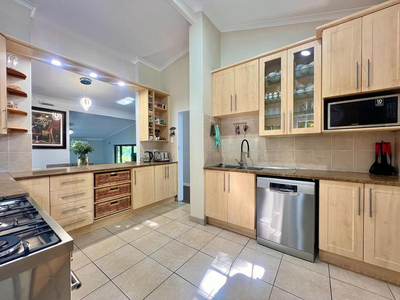 4 Bedroom Property for Sale in Helgarda Estate Western Cape